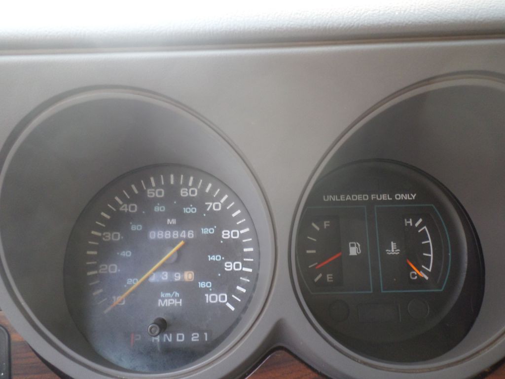 1997 Dodge Ram Van Image 22