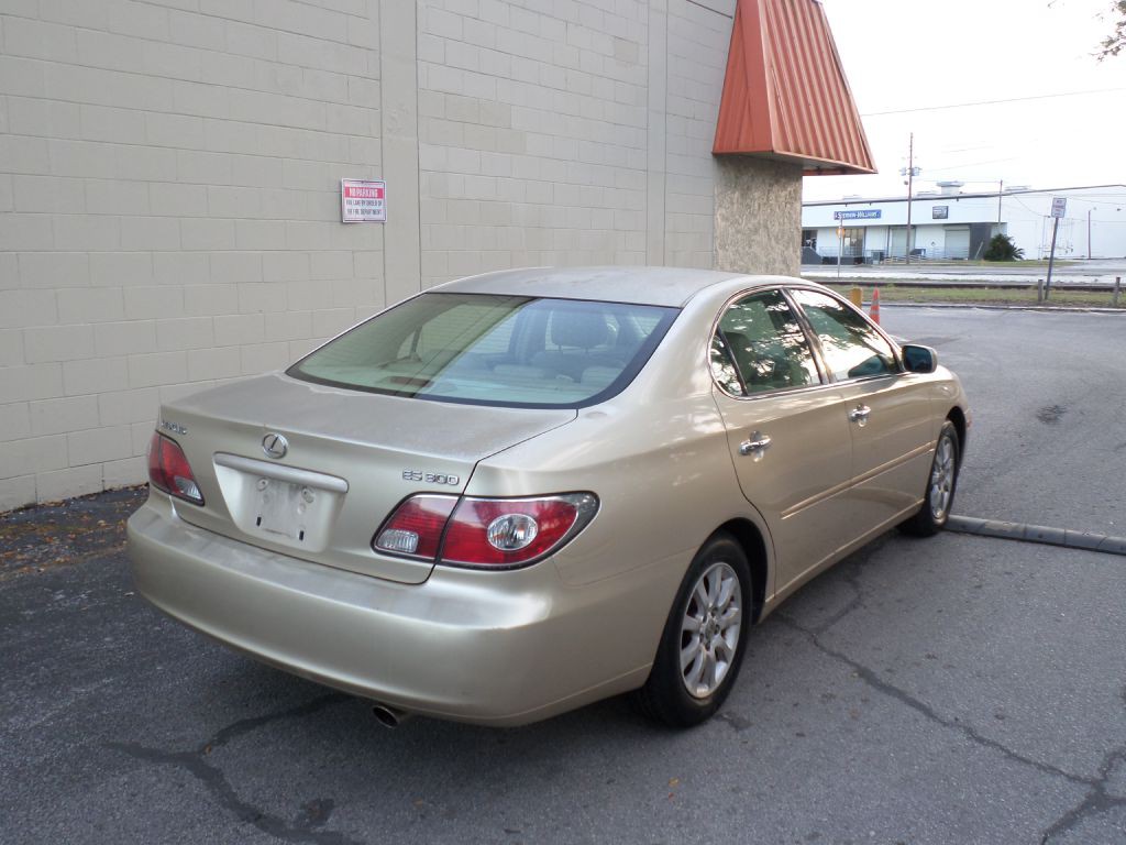 2003 Lexus ES Image 7