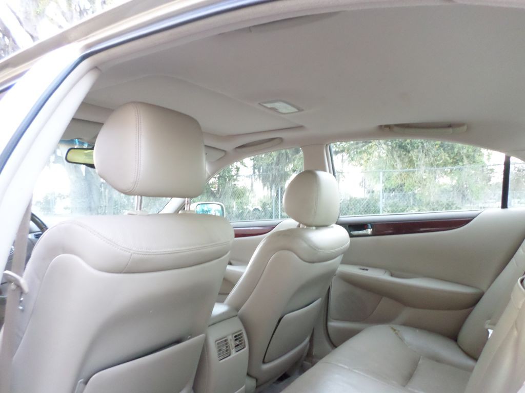2003 Lexus ES Image 12