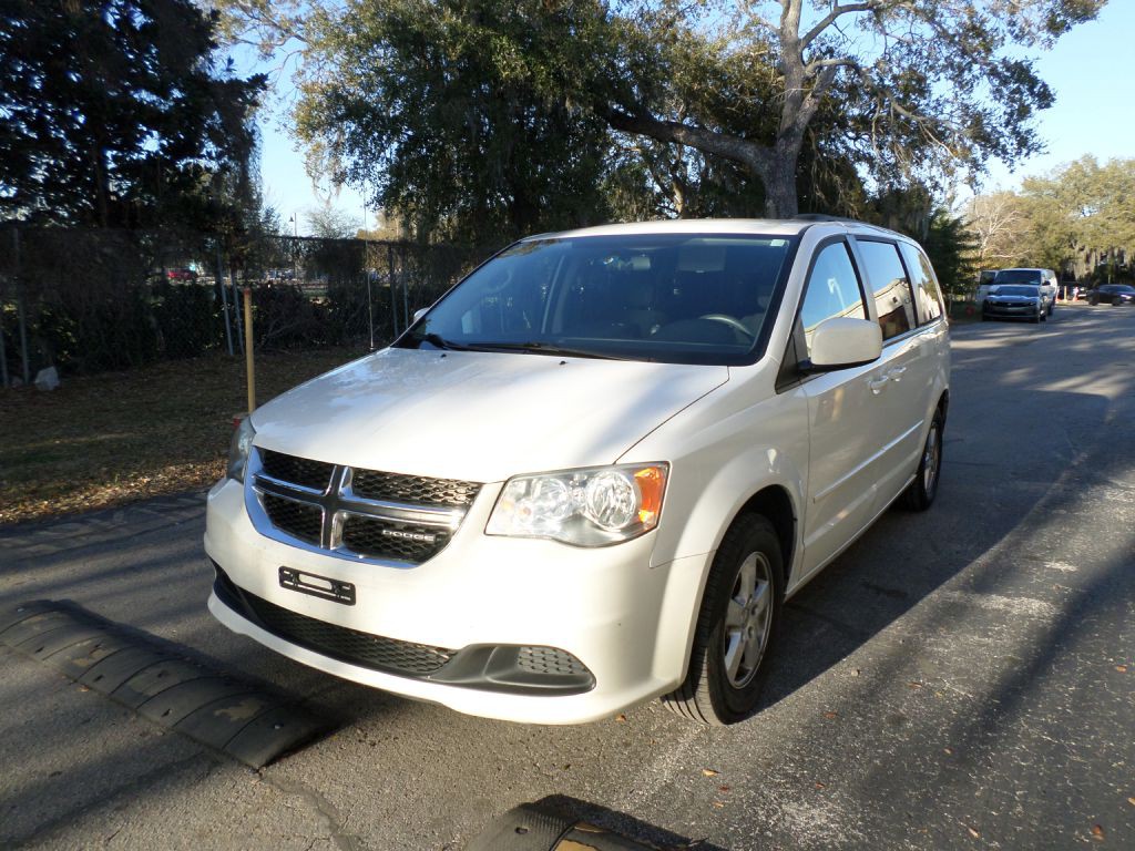 2012 Dodge Grand Caravan Image 3