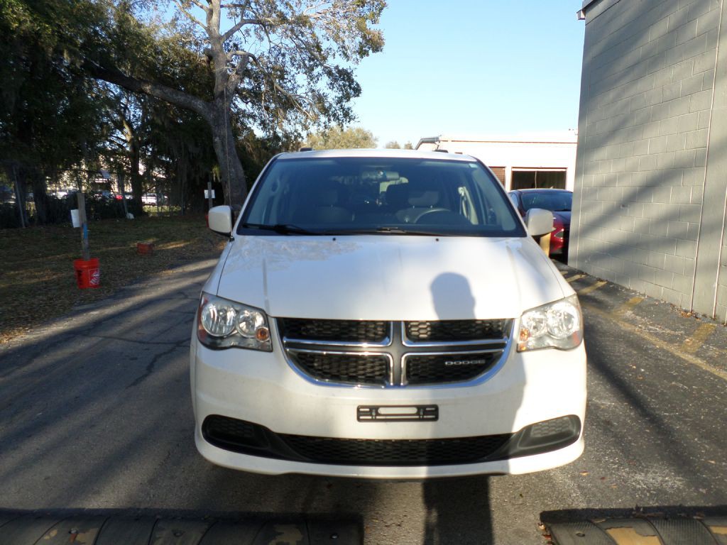 2012 Dodge Grand Caravan Image 4