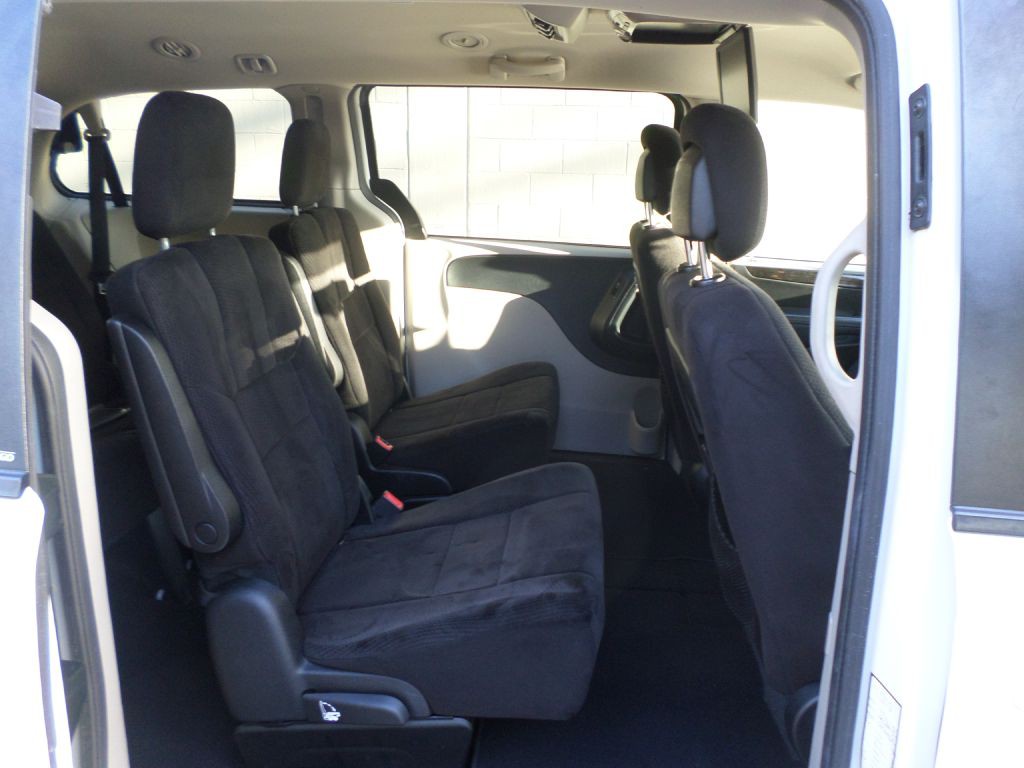 2012 Dodge Grand Caravan Image 9