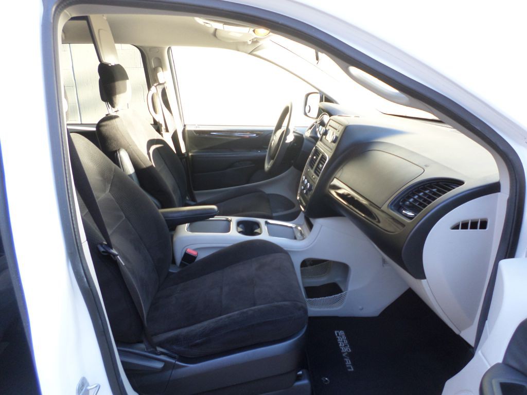 2012 Dodge Grand Caravan Image 10