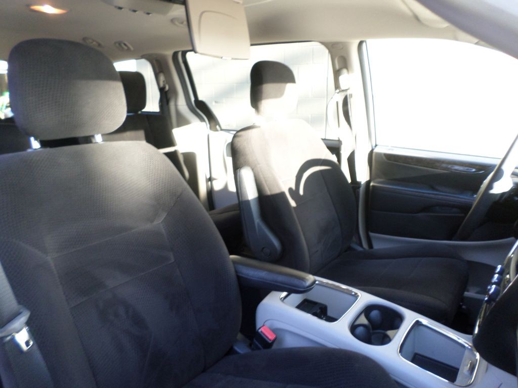 2012 Dodge Grand Caravan Image 11
