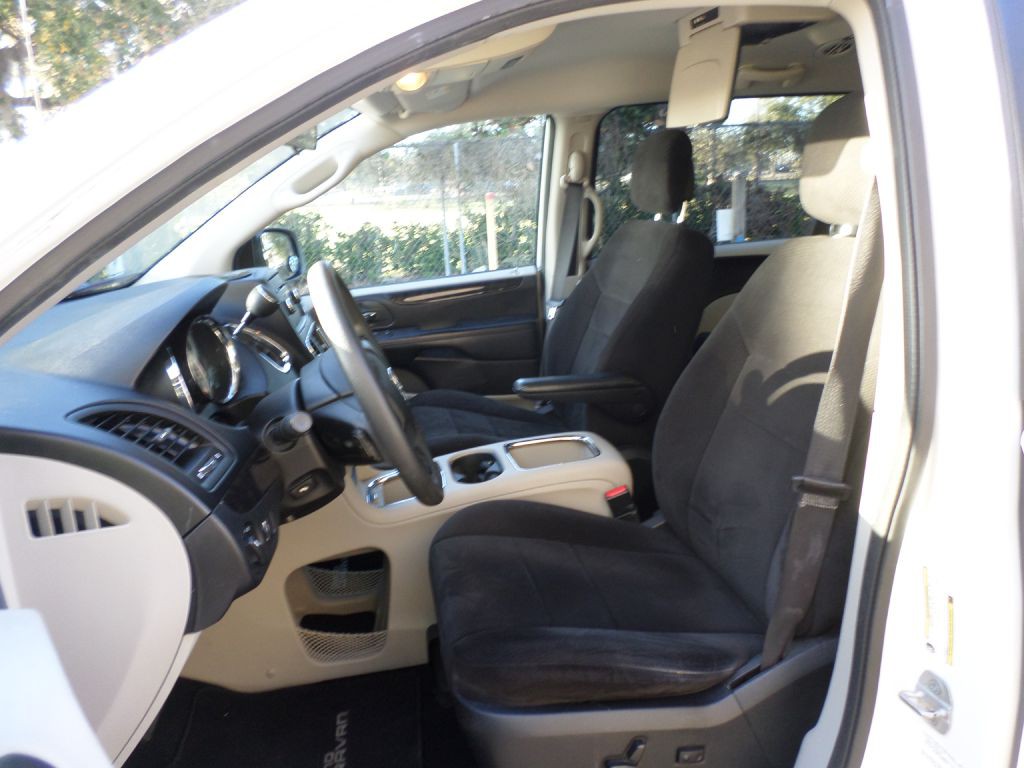 2012 Dodge Grand Caravan Image 26