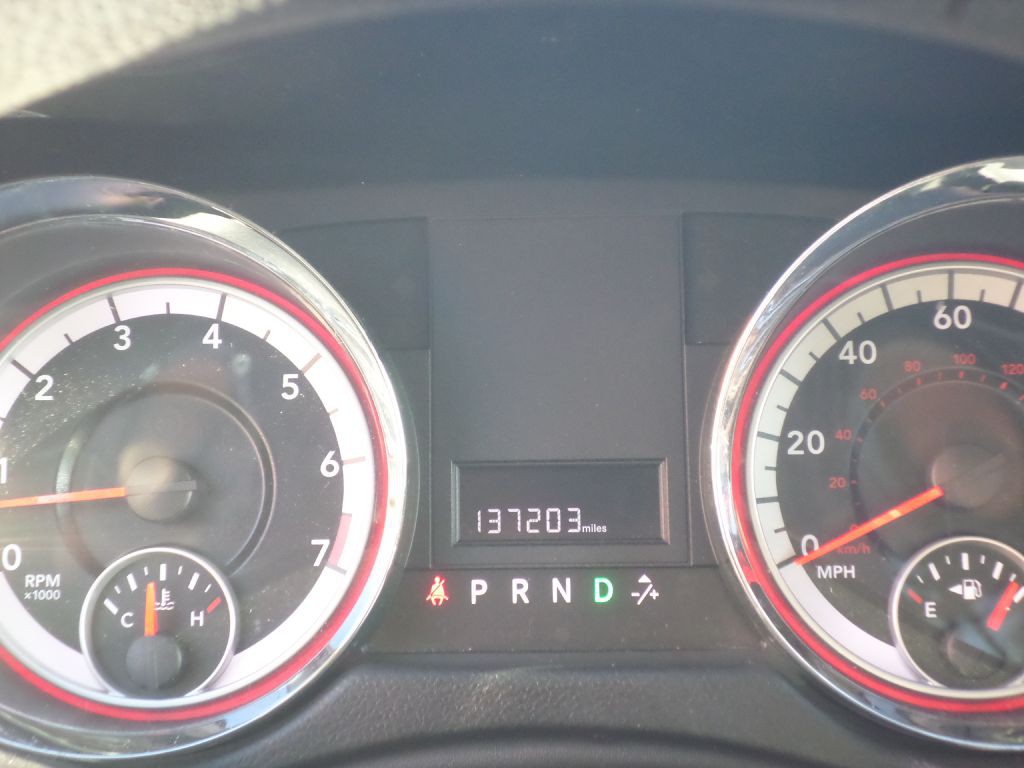 2012 Dodge Grand Caravan Image 28