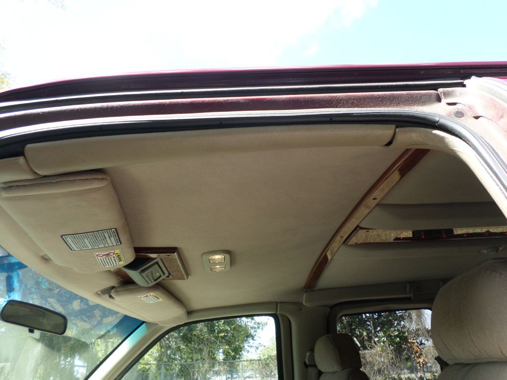 2000 Chevrolet Express Image 16