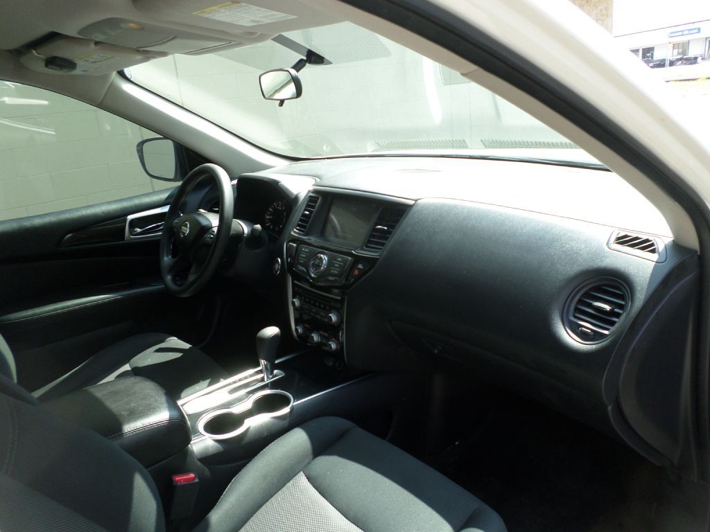 2019 Nissan Pathfinder Image 8