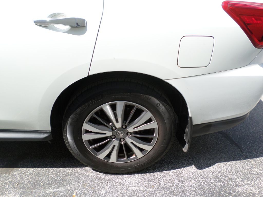 2019 Nissan Pathfinder Image 20