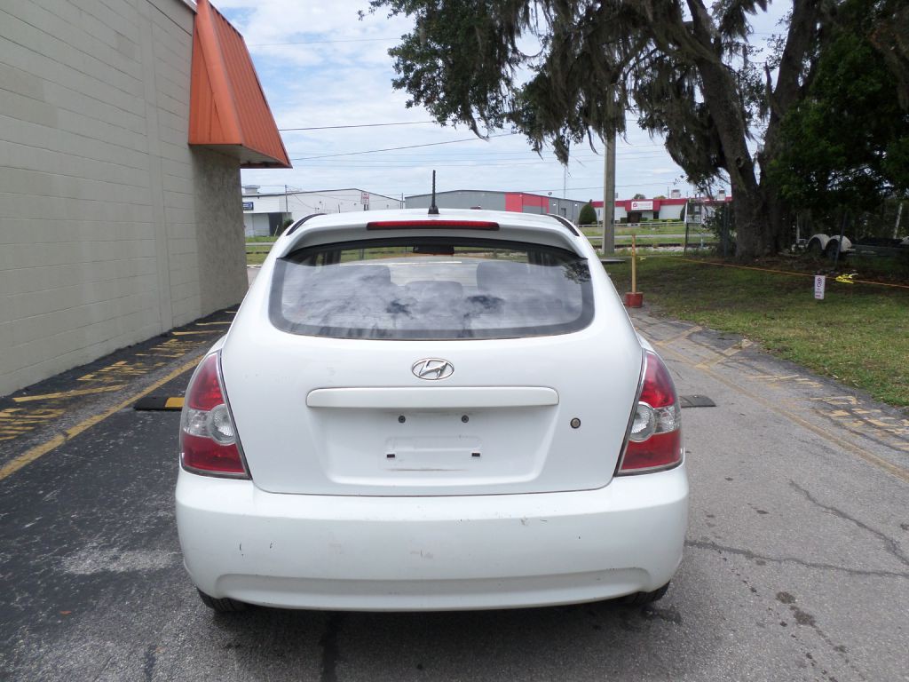 2008 Hyundai Accent Image 6