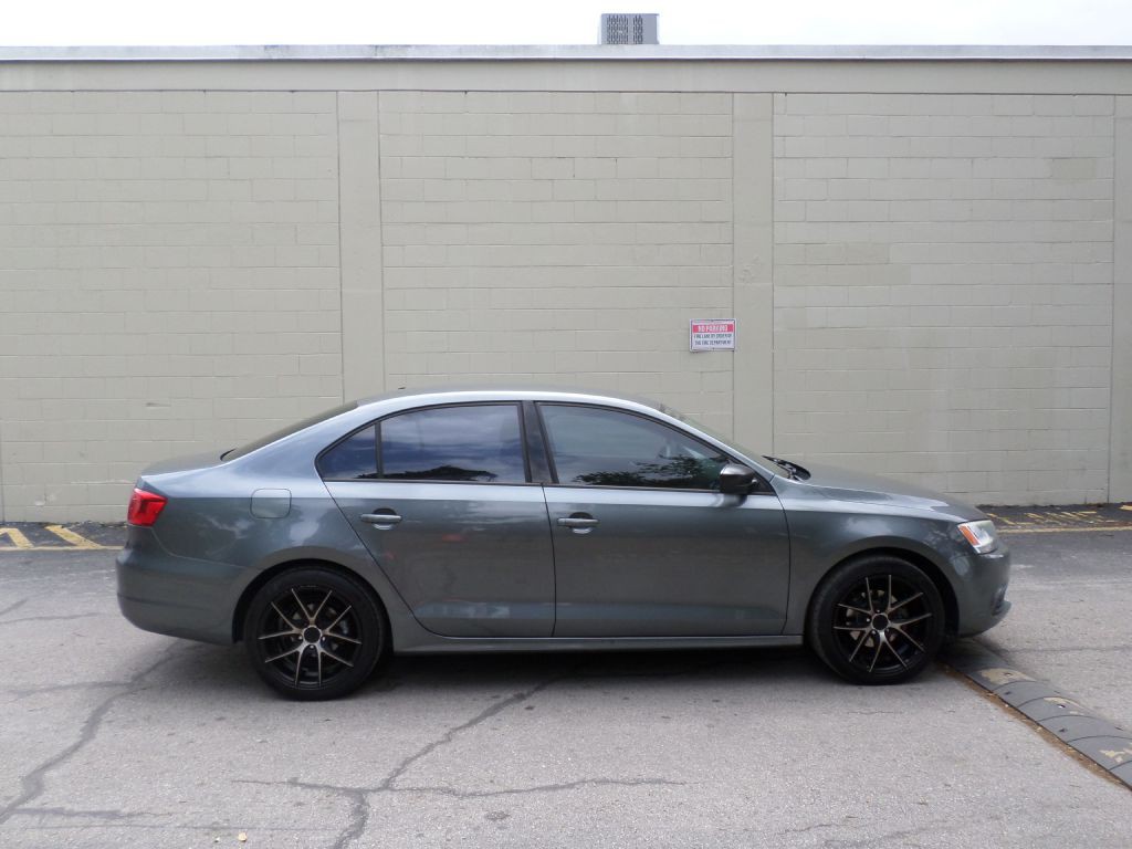 2014 Volkswagen Jetta Image 1