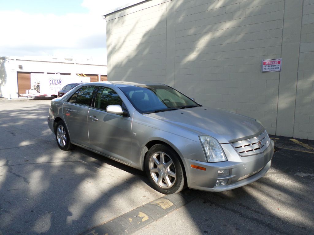 2005 Cadillac STS Image 2