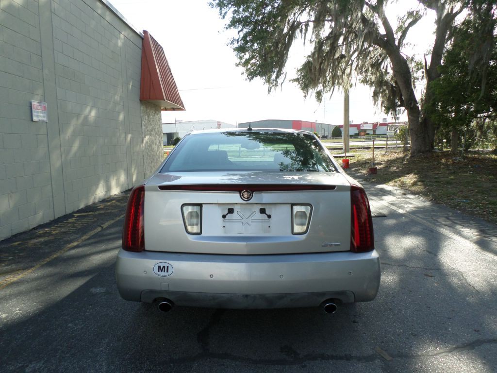 2005 Cadillac STS Image 6