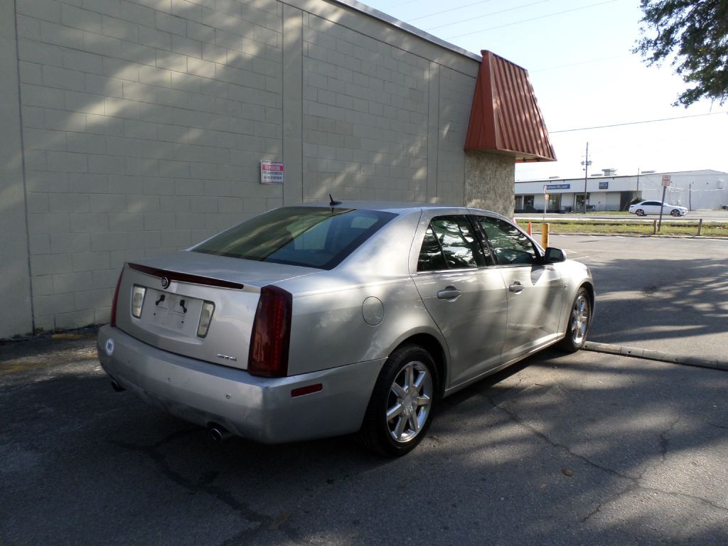 2005 Cadillac STS Image 7