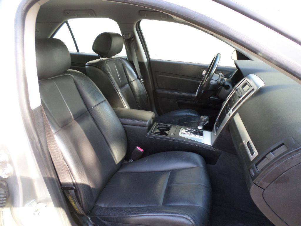 2005 Cadillac STS Image 11