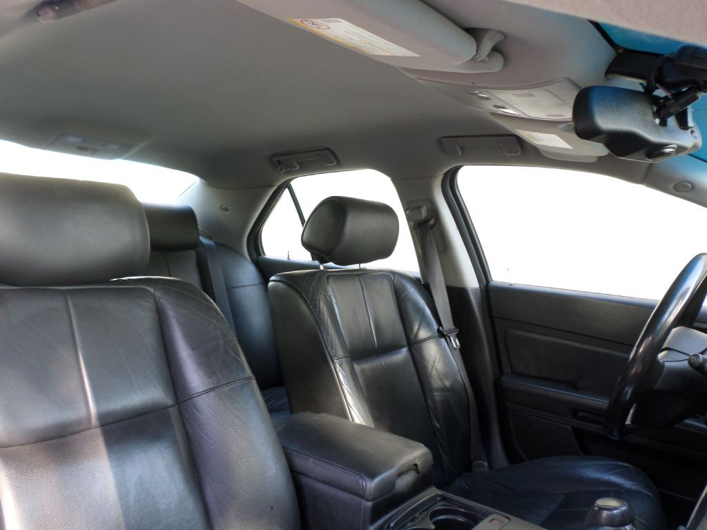 2005 Cadillac STS Image 14