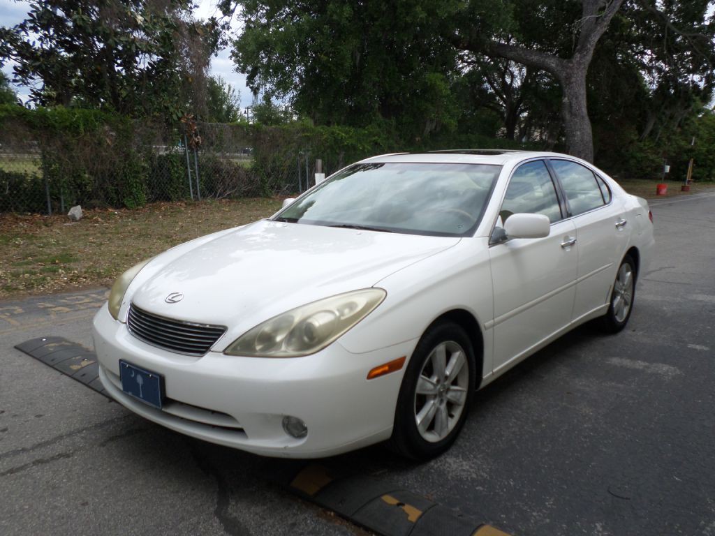 2005 Lexus ES Image 4