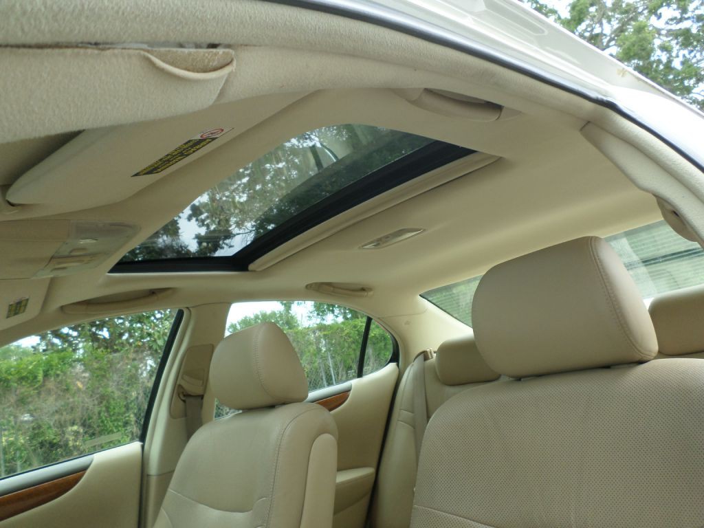 2005 Lexus ES Image 15