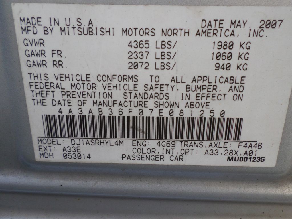 2007 Mitsubishi Galant Image 16