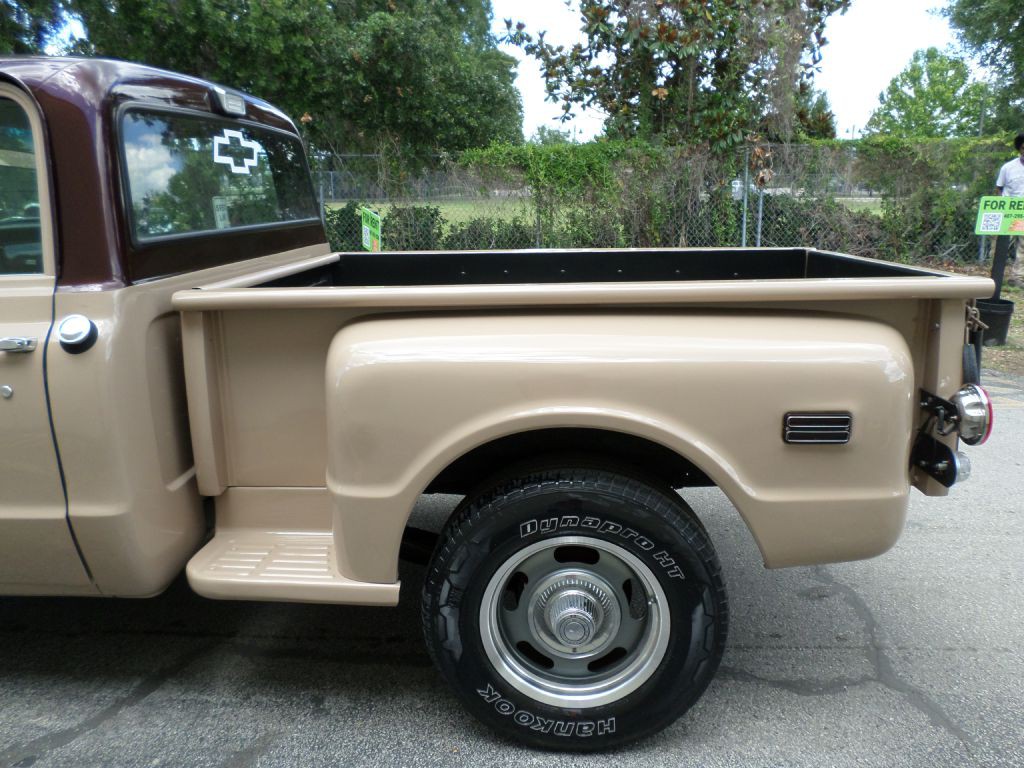 1969 Chevrolet C/K 10 Image 11