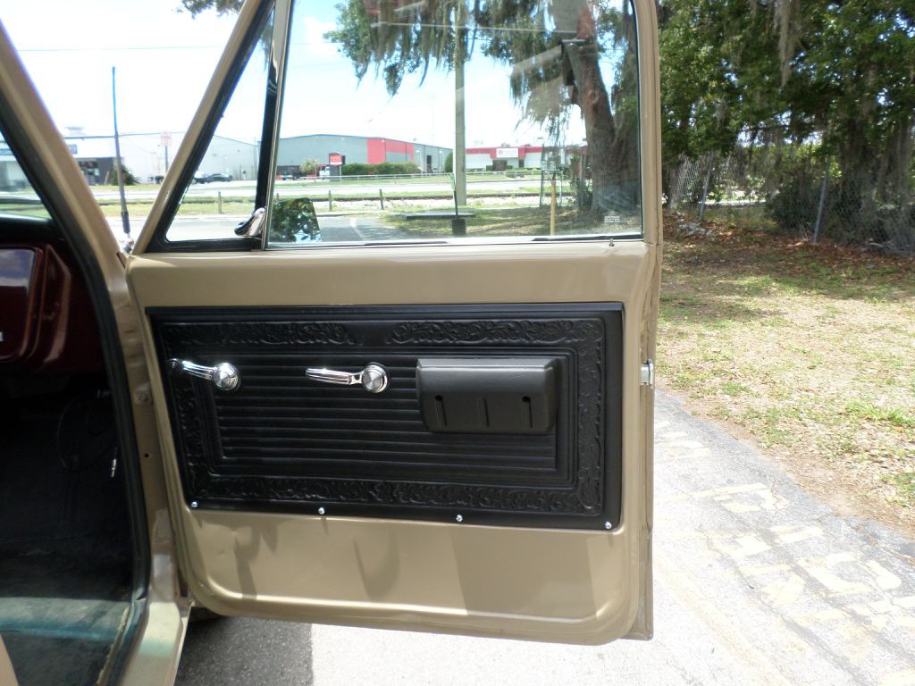 1969 Chevrolet C/K 10 Image 23