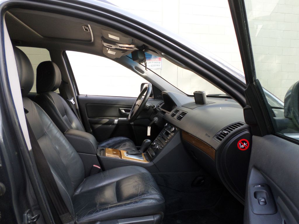 2007 Volvo XC90 Image 7