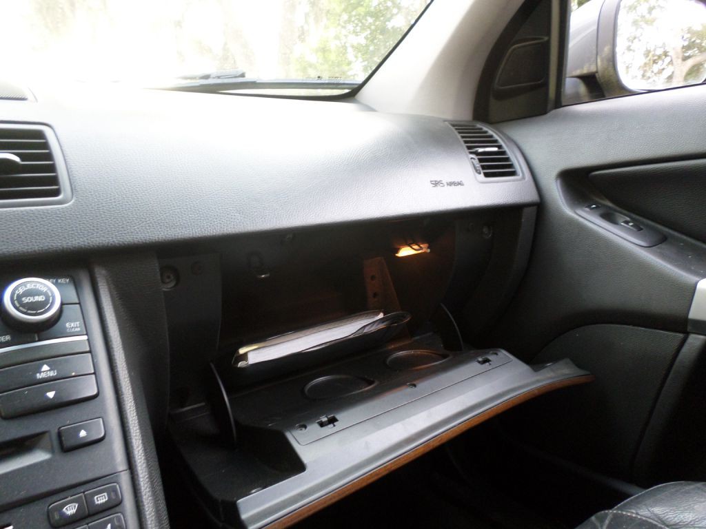 2007 Volvo XC90 Image 24