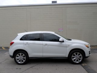 Image for 2014 Mitsubishi Outlander ES ID: 7565001