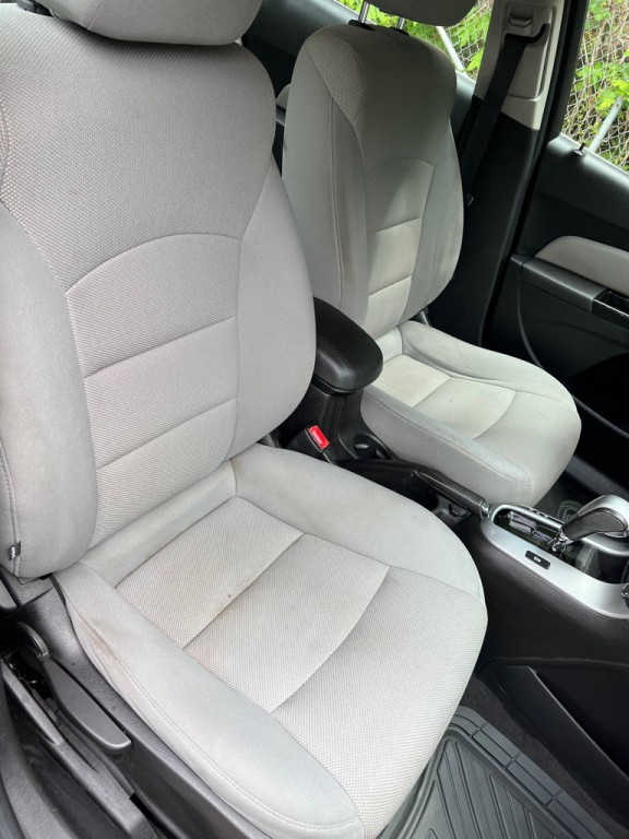 2014 Chevrolet Cruze Image 5