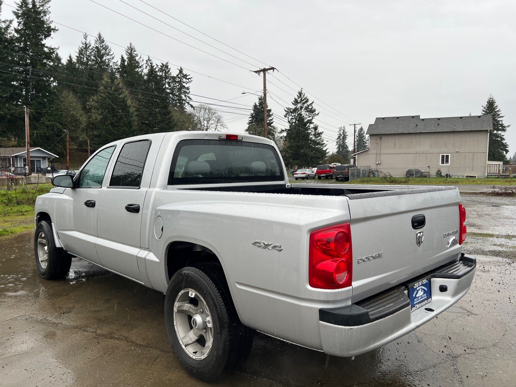 2011 Dodge Dakota Image 5