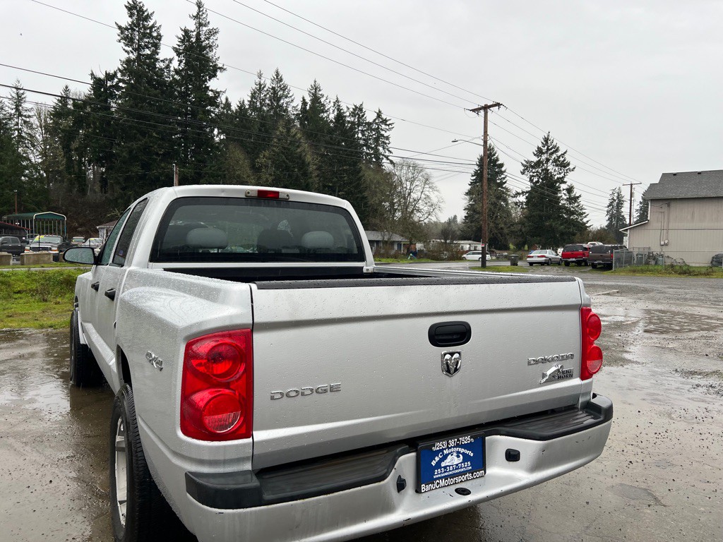 2011 Dodge Dakota Image 6