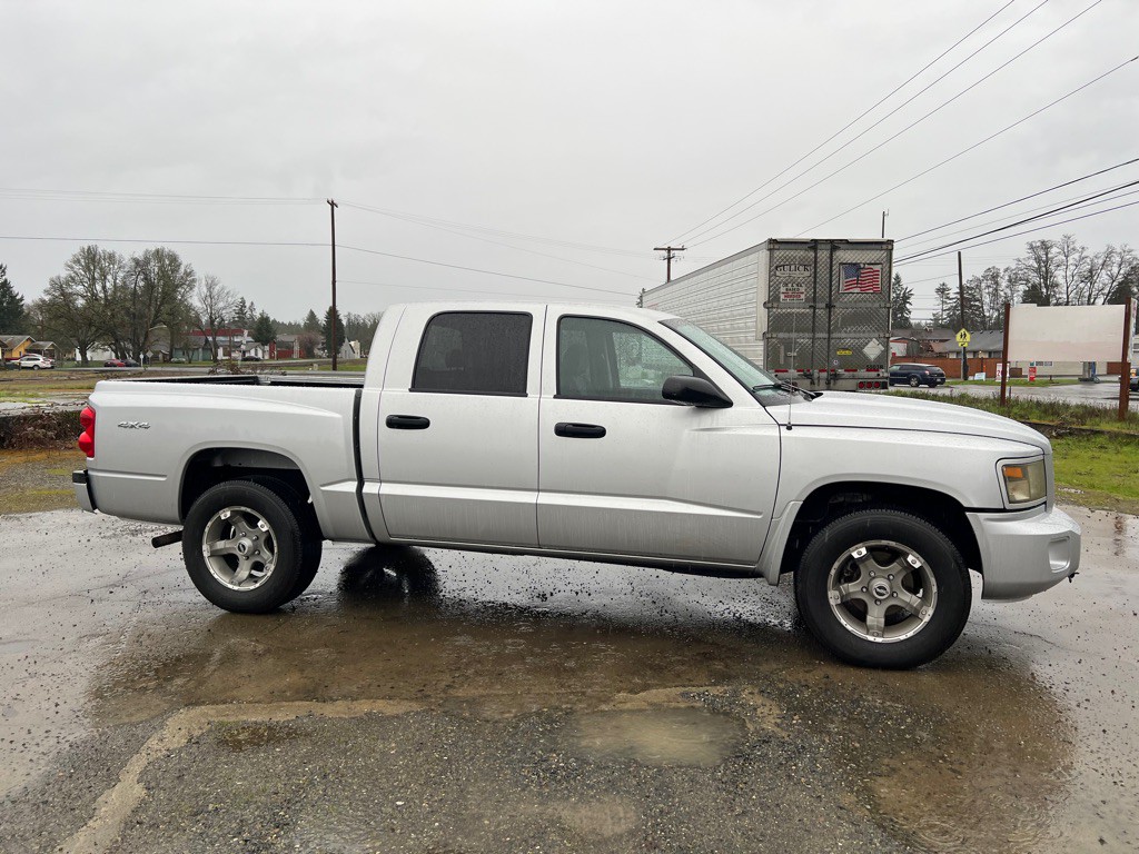 2011 Dodge Dakota Image 9