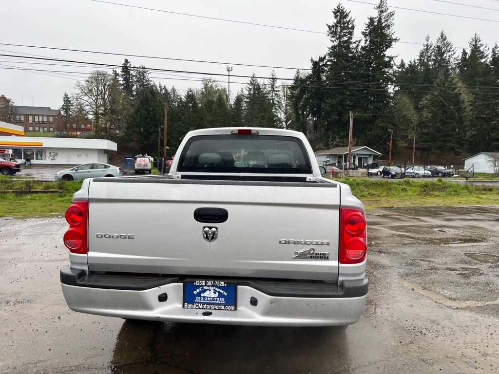 2011 Dodge Dakota Image 14
