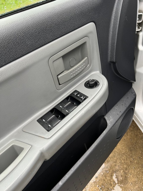 2011 Dodge Dakota Image 23