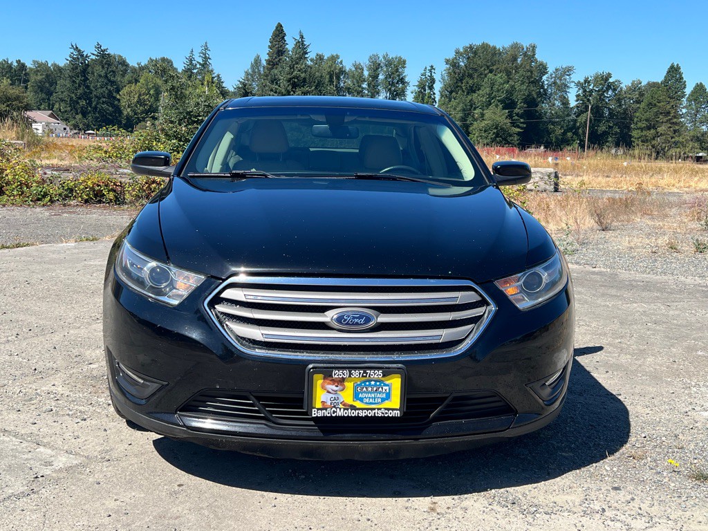 2017 Ford Taurus Image 3