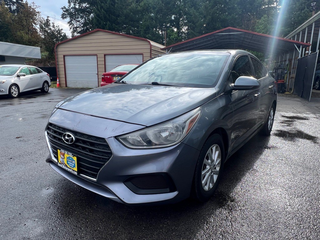 2018 Hyundai Accent Image 3
