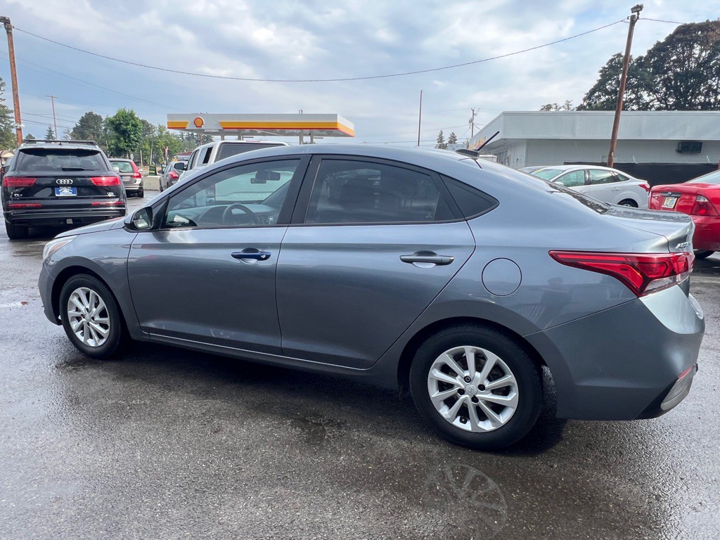 2018 Hyundai Accent Image 7