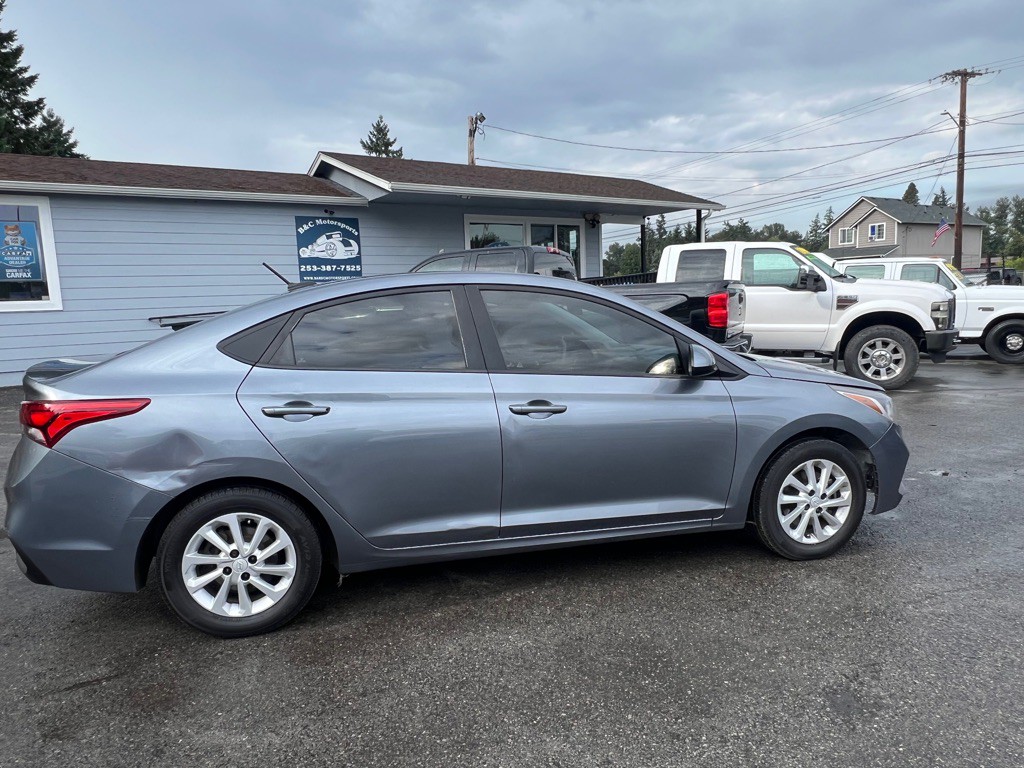 2018 Hyundai Accent Image 15