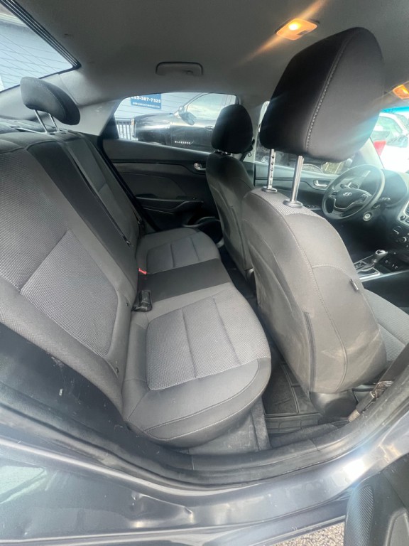 2018 Hyundai Accent Image 21