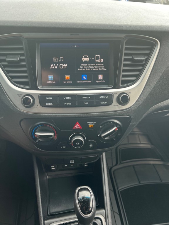 2018 Hyundai Accent Image 26