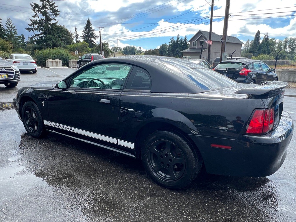 2002 Ford Mustang Image 15