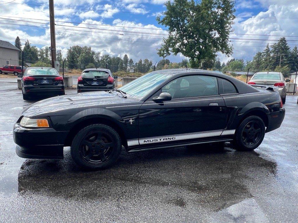2002 Ford Mustang Image 17