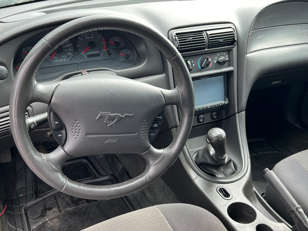 2002 Ford Mustang Image 26
