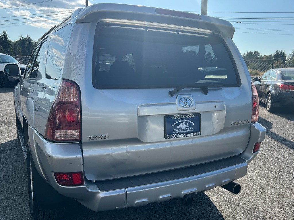 2004 Toyota 4Runner Image 12