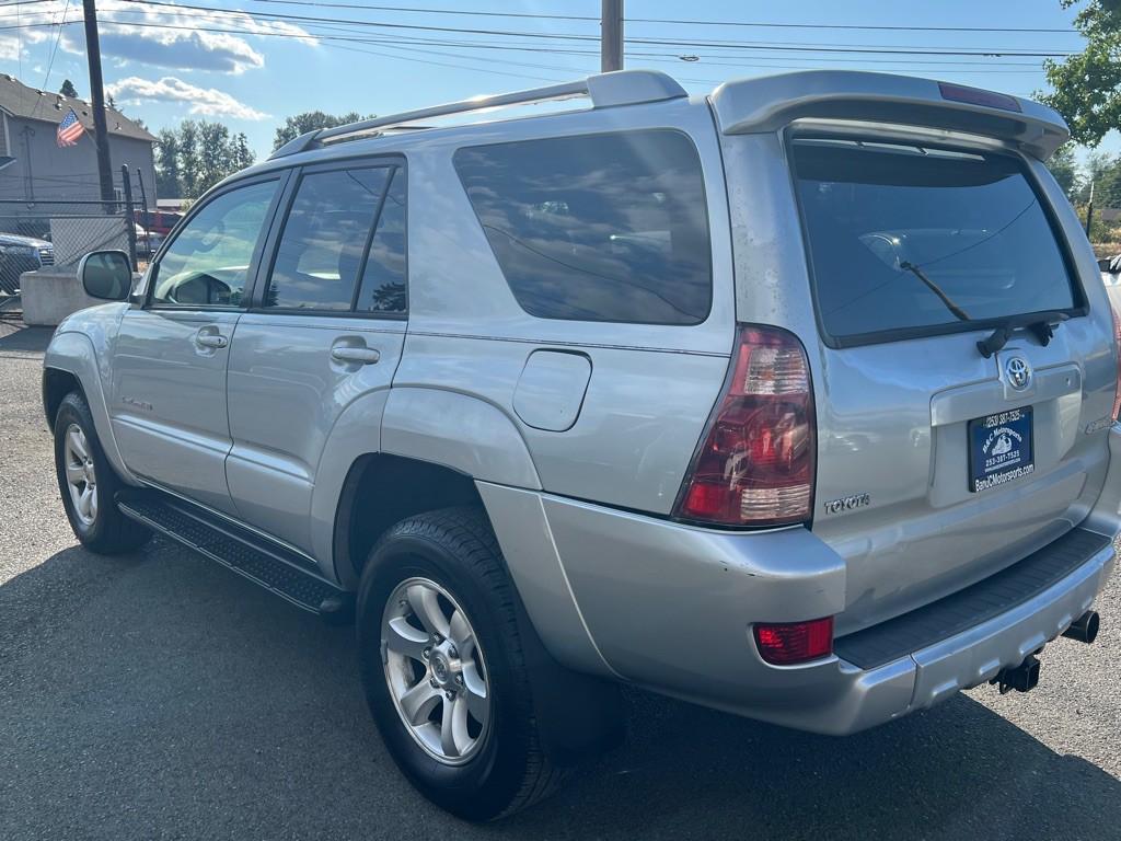 2004 Toyota 4Runner Image 15