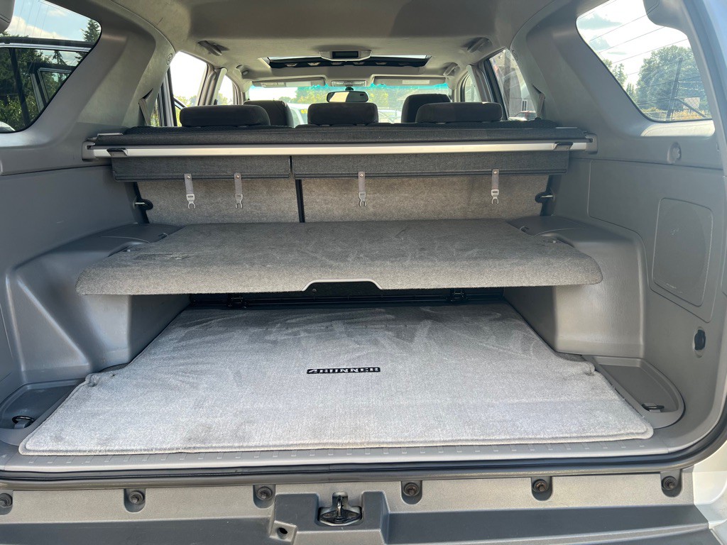2004 Toyota 4Runner Image 26