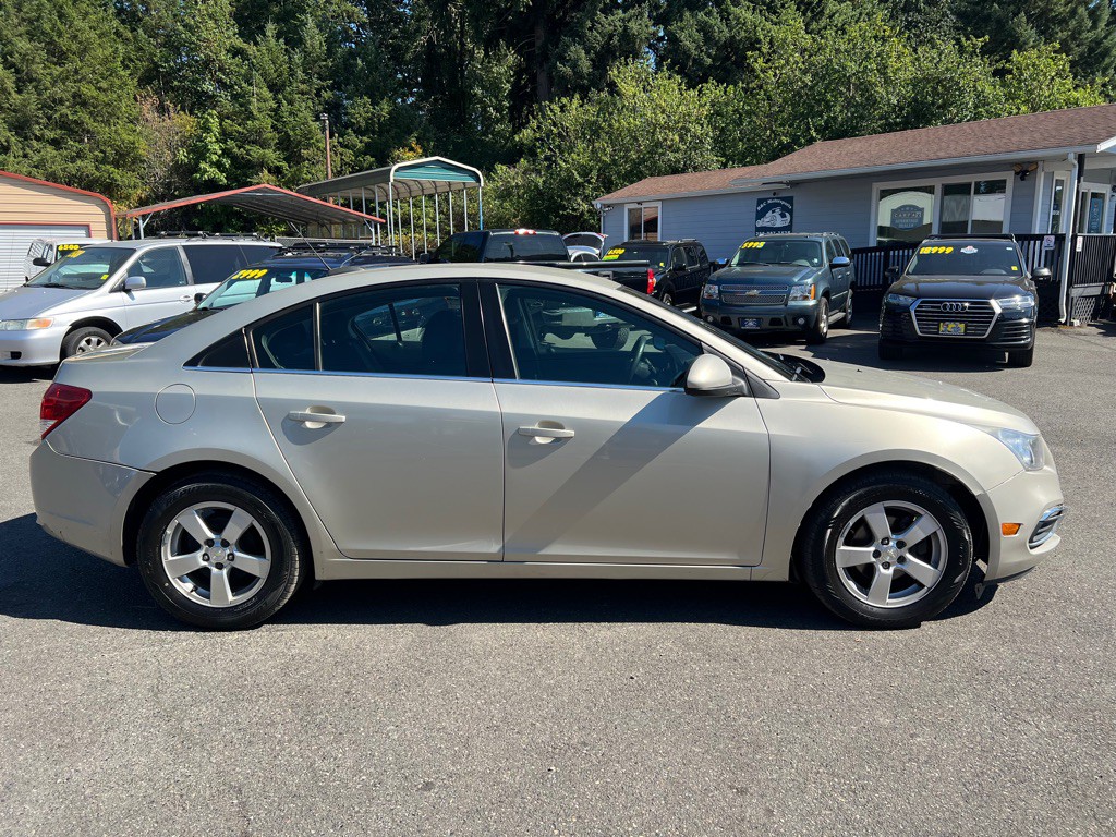 2016 Chevrolet Cruze Image 30