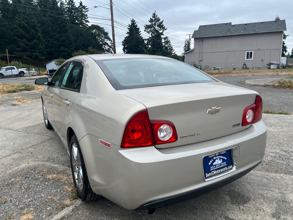 2010 Chevrolet Malibu Image 14