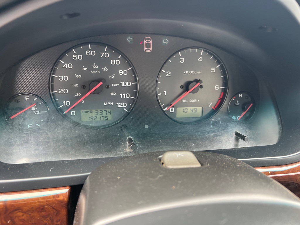 2001 Subaru Legacy Image 17