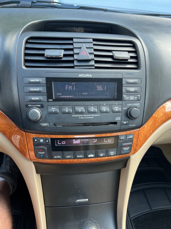 2004 Acura TSX Image 23
